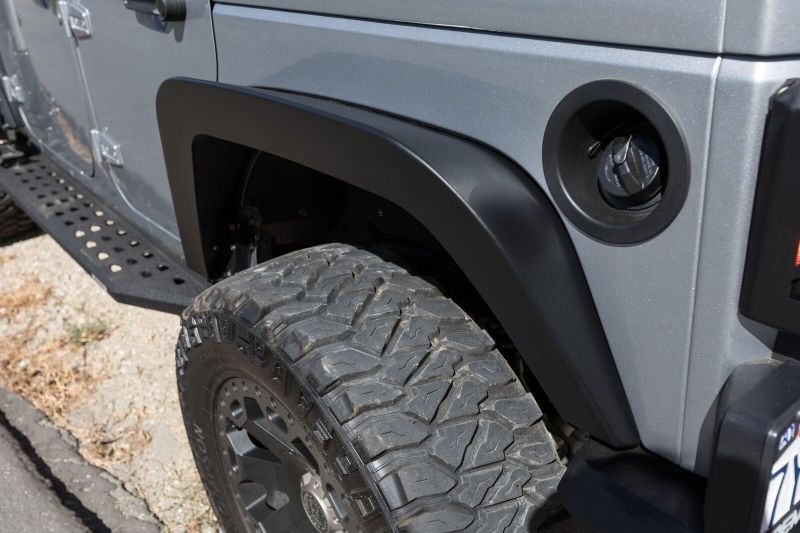 07-C WRANGLER JK/WRANGLER UNLIMITED JK TEXTURED BLACK FENDER